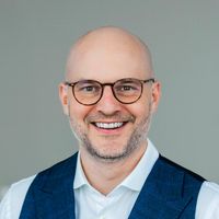 Prof. Dr. Karsten Happel